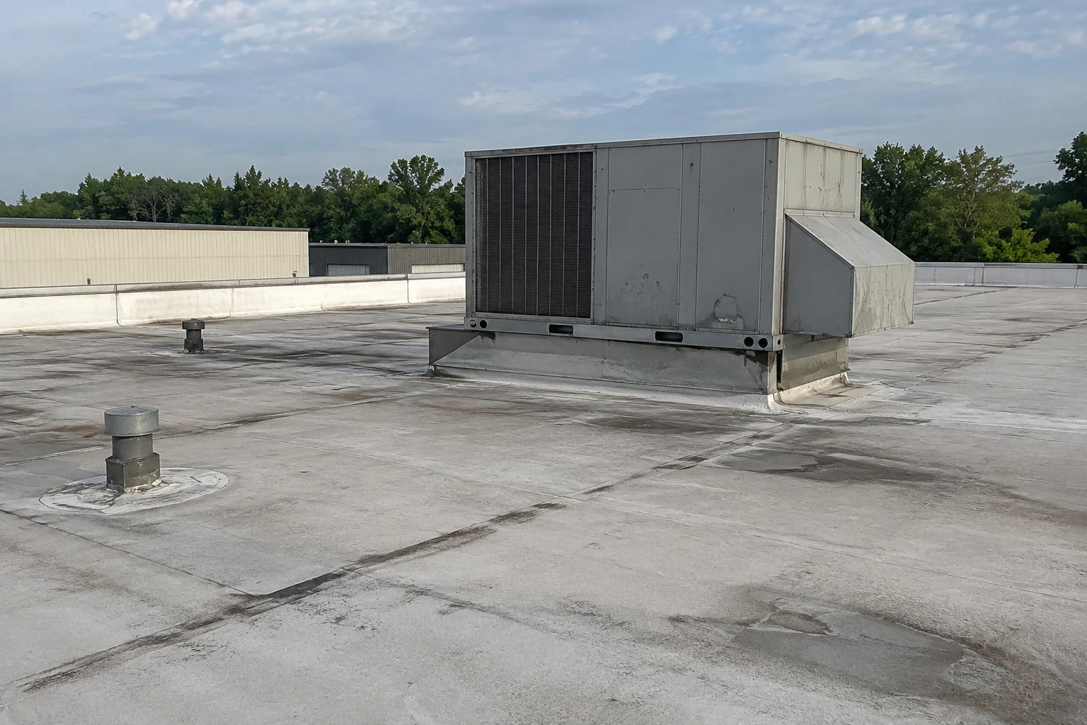 Commercial roofing in Richardson, TX