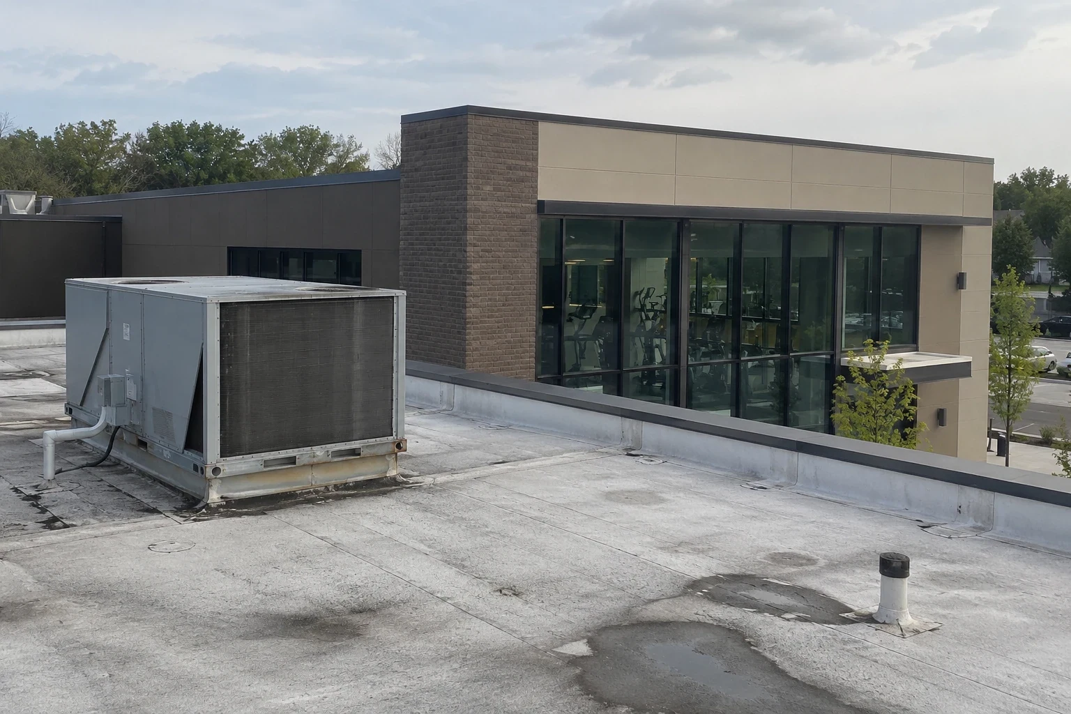 Commercial roofing in Richardson, TX